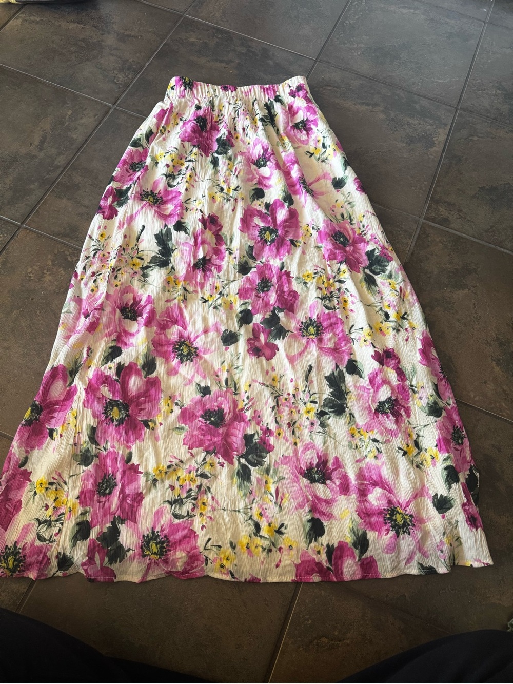 Abercrombie & Fitch White Maxi Skirt with Pink Floral Print